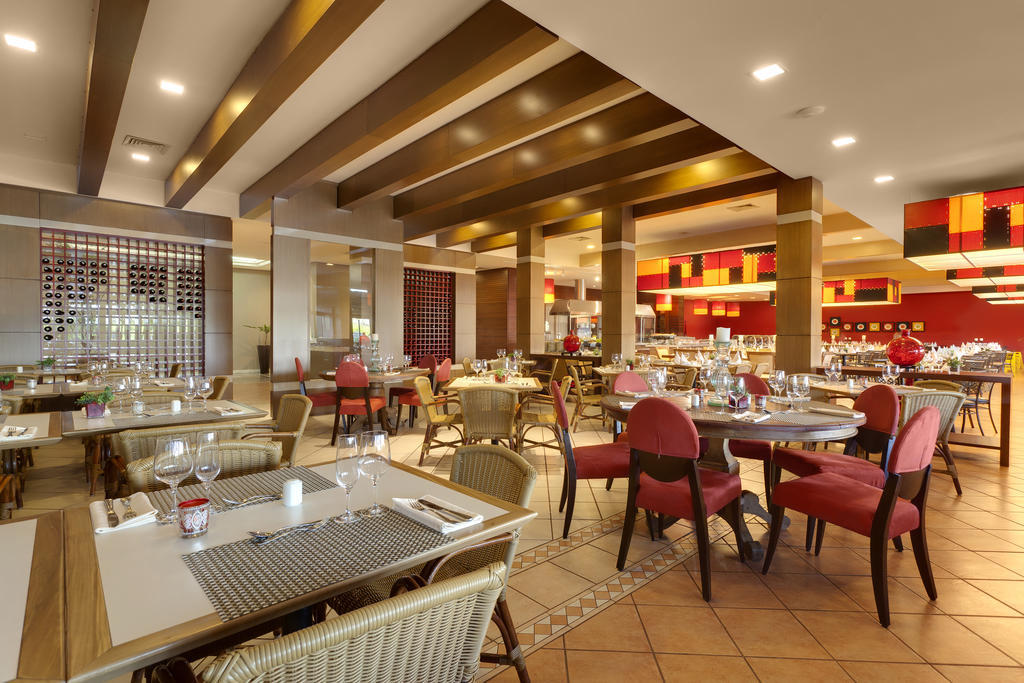 Mabu Thermas Grand Resort Foz do Iguacu Bagian luar foto The restaurant